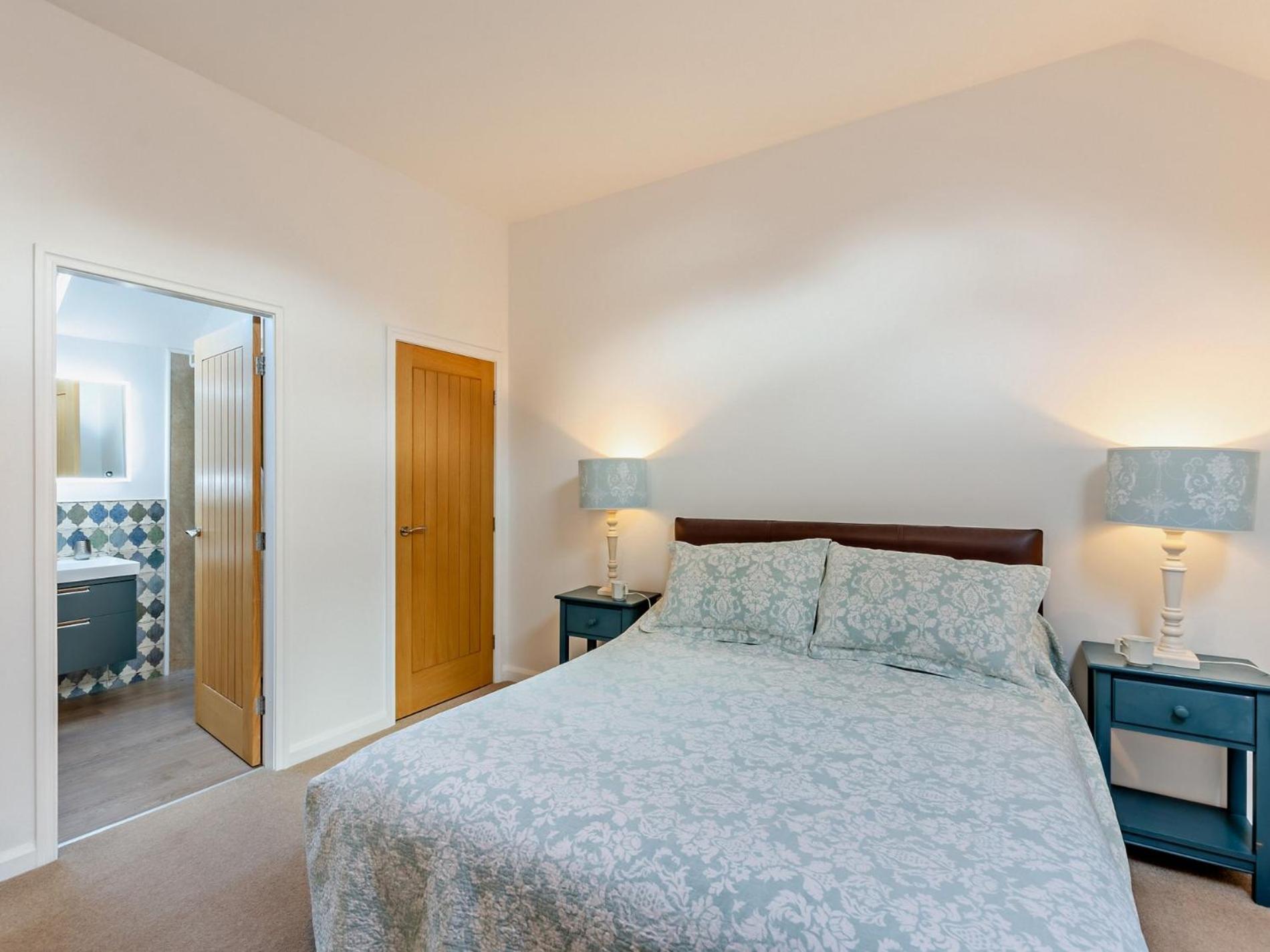 2 Bed In Filey 79280 Villa Wold Newton  Екстериор снимка