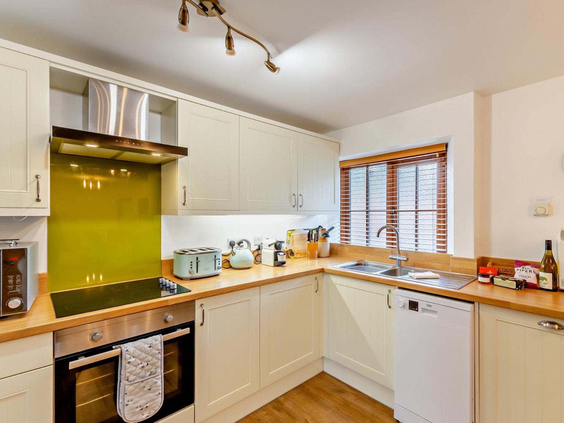 2 Bed In Filey 79280 Villa Wold Newton  Екстериор снимка